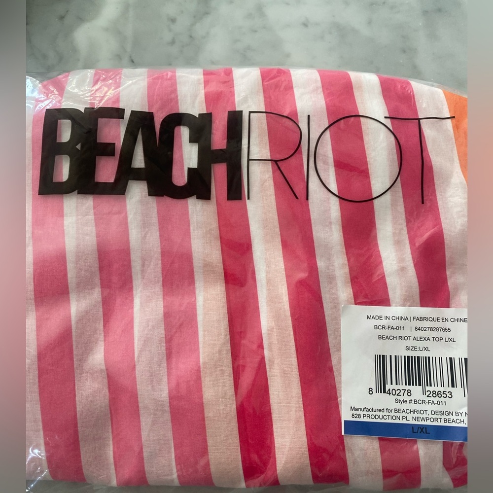 BEACH RIOT ALexa Top in Sunset Stripes NWT - Picture 4 of 5